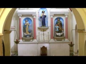 Iglesia Parroquial Santiago Apóstol: Historia y Arquitectura